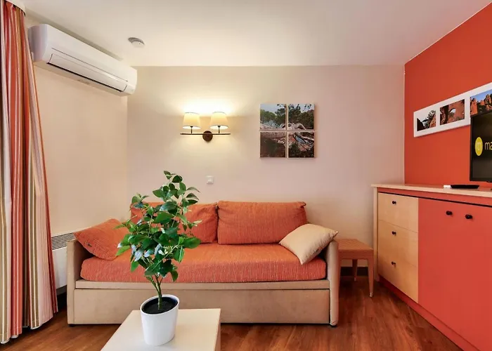 Résidence Le Village De Cap Esterel - Maeva - 2 Pièces 5 Personnes Climatisé - Sélection Mae-8344 *